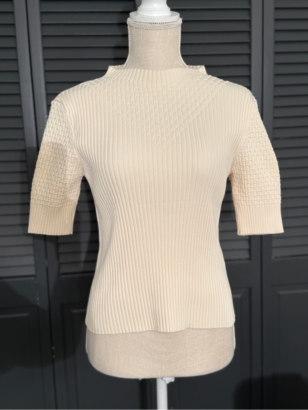 Ipekyol Cream Ribbed Knit Short Sleeve Top Chevron Textured Mock Neck Size XS